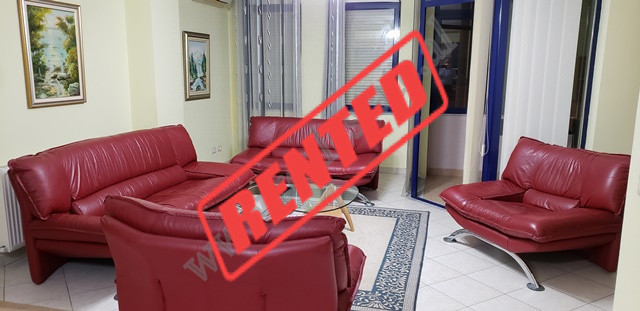 Apartament 2+1 me qera ne zonen e Bllokut ne Tirane